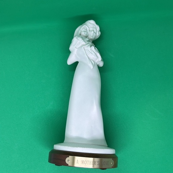 Maryetta Statue A Mother's Love Porcelain Figurine Solid Walnut Base w/Name 10” - Picture 8 of 11